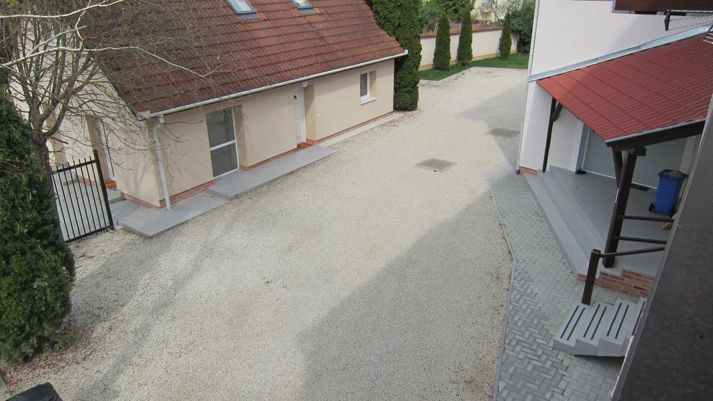 Appartement Mezzanine Heviz Exterior photo